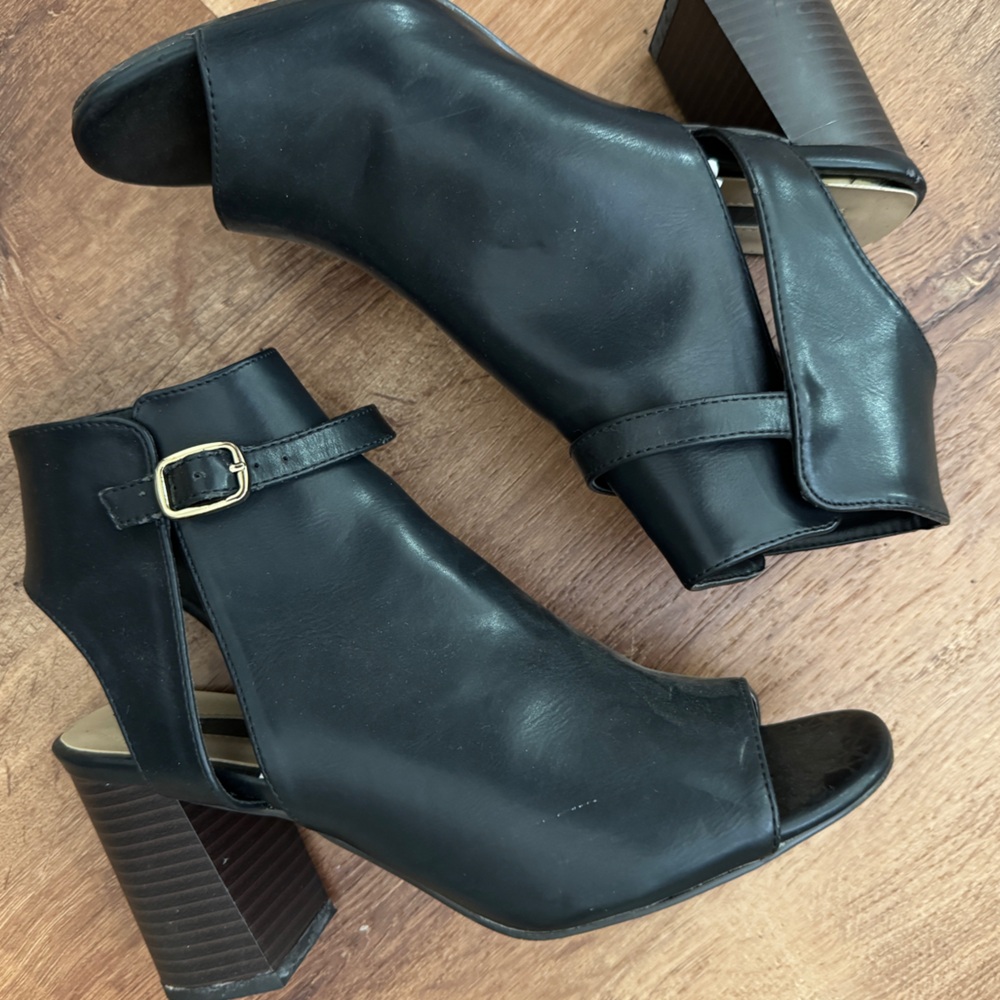 Black Leather Shoes